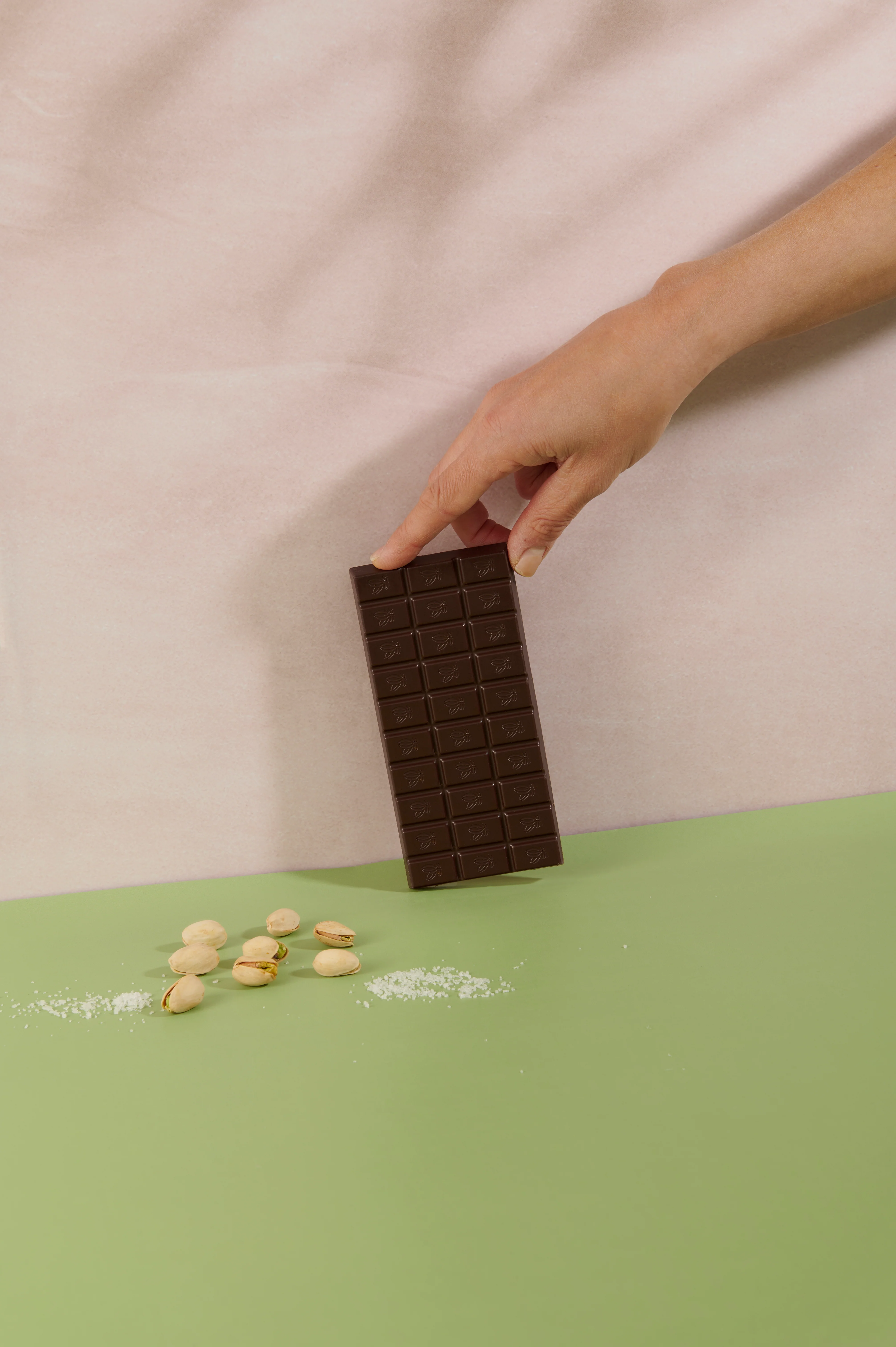 Tavoletta Vanini Uganda Fondente Bio 56% con pistacchi salati - Image 3